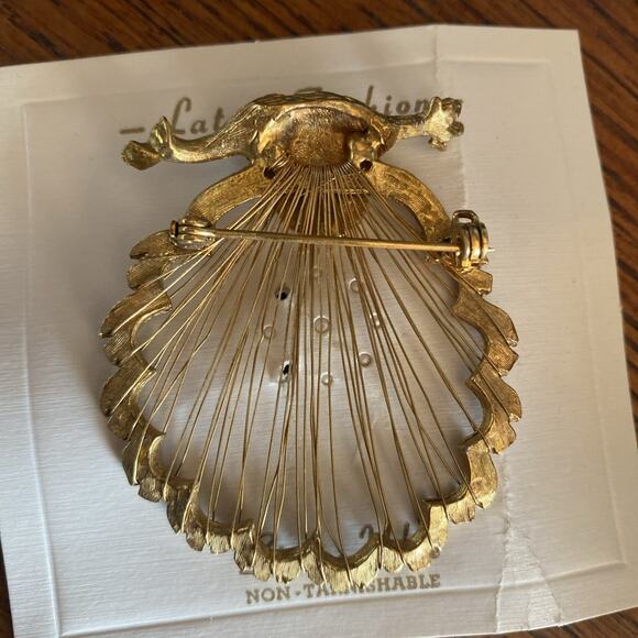 Peacock Bird Gold Tone Wire Brooch Pin Jewelry Accessory Collectible - Picture 3 of 4